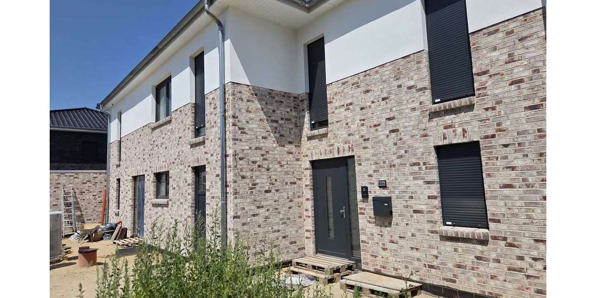 Einfamilienhaus Bergen - 4 Zimmer, 142 m&sup2;, 1.700&euro; | Angebot:24432159