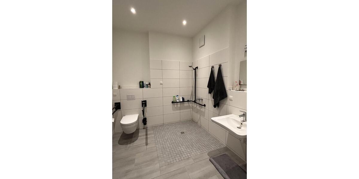 Wohnen auf Zeit Vallendar - 2 Zimmer, 92 m&sup2;, 735&euro; | Angebot:26026493