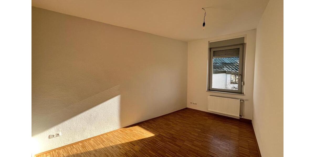 Etagenwohnung Lüdenscheid - 4 Zimmer, 96 m&sup2;, 780&euro; | Angebot:26231190