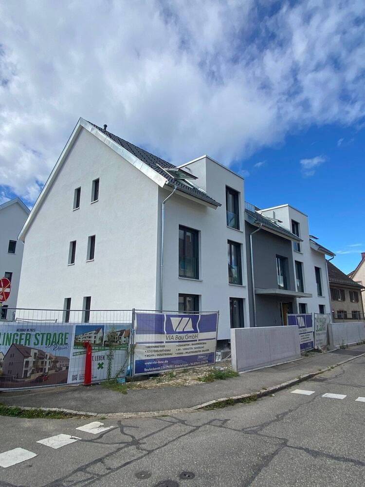 ERSTBEZUG! 3-Zimmer Dachgeschoss-Wohnung in Toplage von Weil am Rhein-Altweil