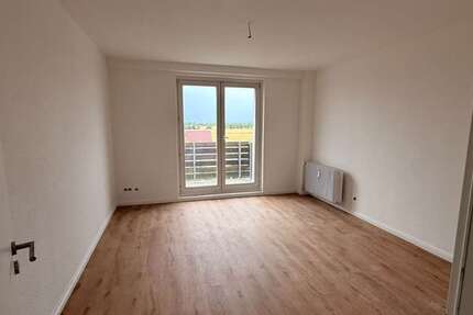 Wohnung Leuna - 3 Zimmer, 59 m&sup2;, 360&euro; | Angebot:27291171