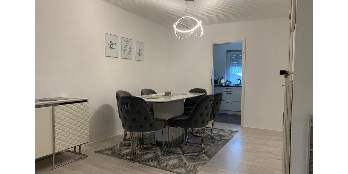 Etagenwohnung Waghäusel - 2 Zimmer, 74 m&sup2;, 850&euro; | Angebot:26050718