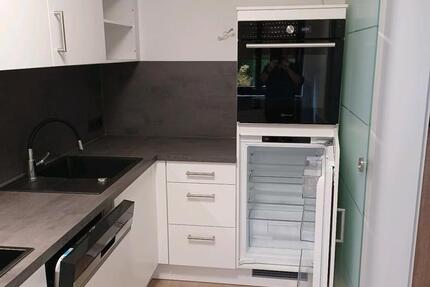 In Hochzoll Süd Schöne 2 Zimmer Küche Bad Wohnung mit Garten zimmer