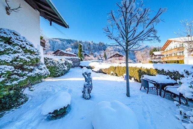 Etagenwohnung Bad Wiessee - 4 Zimmer, 120 m&sup2;, 2.400&euro; | Angebot:25030584