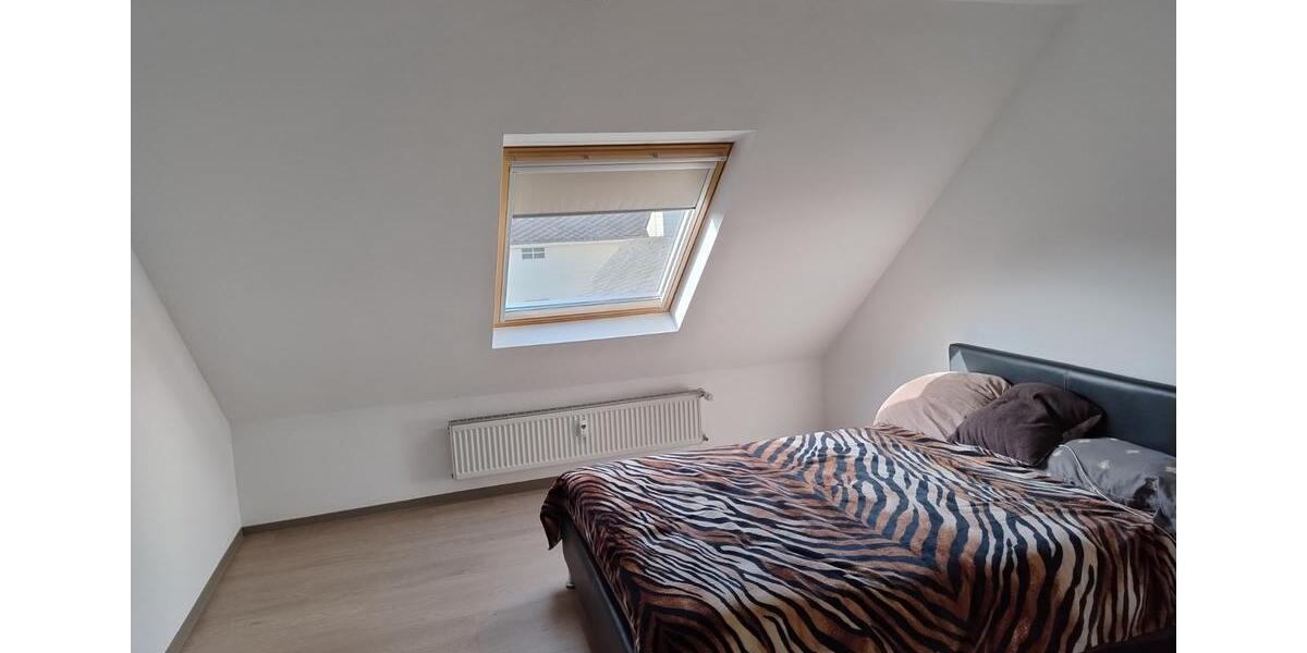 Dachgeschoßwohnung Irmenach - 3 Zimmer, 96 m&sup2;, 500&euro; | Angebot:25873815