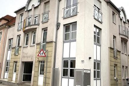 Großzügige 2-Zimmer-Wohnung mit Lift und Tiefgarage in Ansbach zimmer