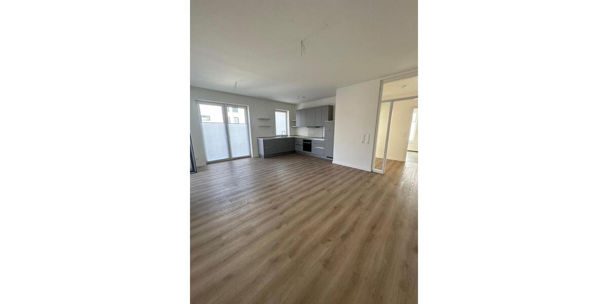 Erdgeschoßwohnung Papenburg - 3 Zimmer, 85 m&sup2;, 900&euro; | Angebot:25852982