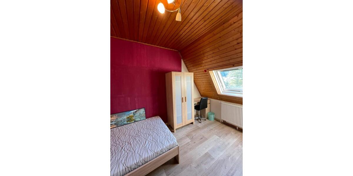 Wohnen auf Zeit Kronach - 1 Zimmer, 11 m&sup2;, 240&euro; | Angebot:26028635