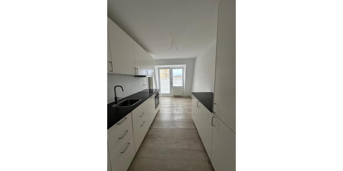 Dachgeschoßwohnung Wriezen - 3 Zimmer, 92 m&sup2;, 790&euro; | Angebot:26178332