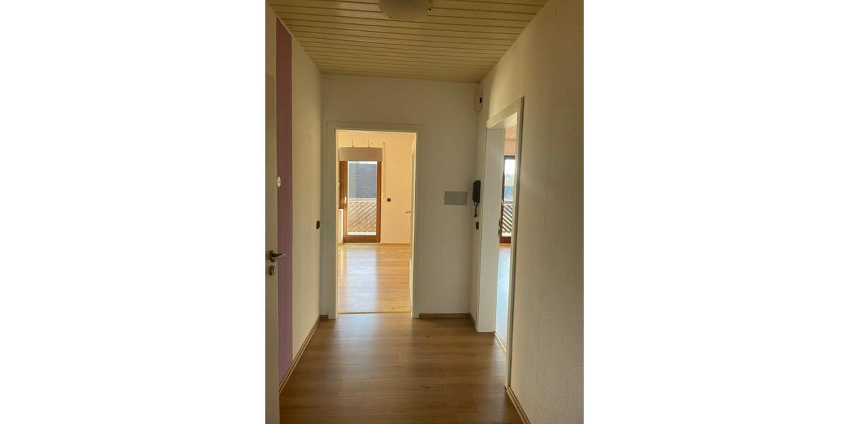 Dachgeschoßwohnung Hofbieber - 2 Zimmer, 65 m&sup2;, 520&euro; | Angebot:25170151