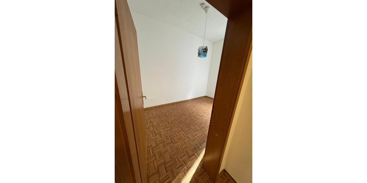 3-Zimmer-Wohnung mit Balkon in zentraler Lage 3 zimmer