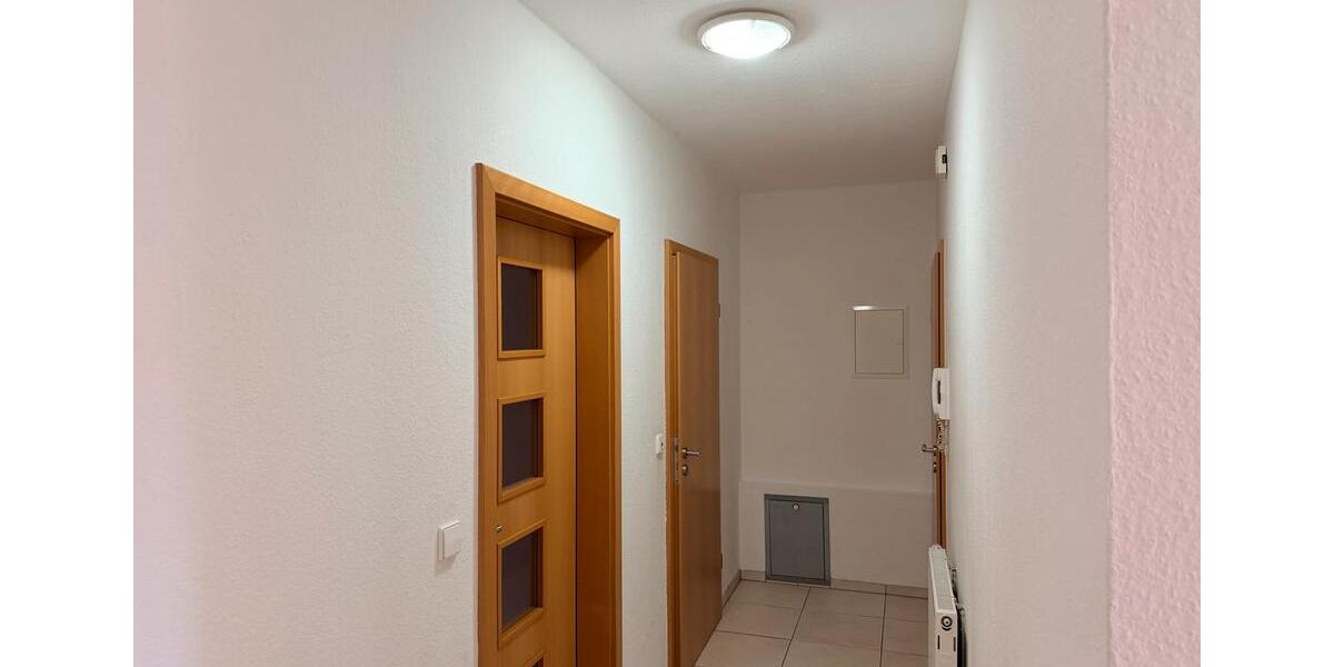 Dachgeschoßwohnung Schloß Holte-Stukenbrock Stukenbrock - 3 Zimmer, 82 m&sup2;, 780&euro; | Angebot:25300122