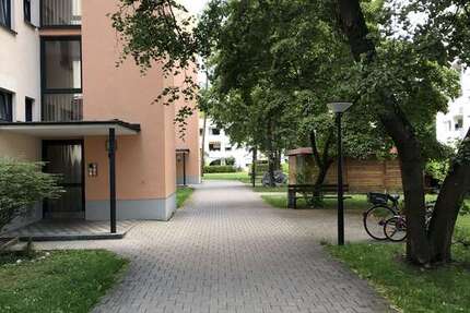 Wohnung Augsburg Hochzoll - 4 Zimmer, 93 m&sup2;, 1.120&euro; | Angebot:25356367