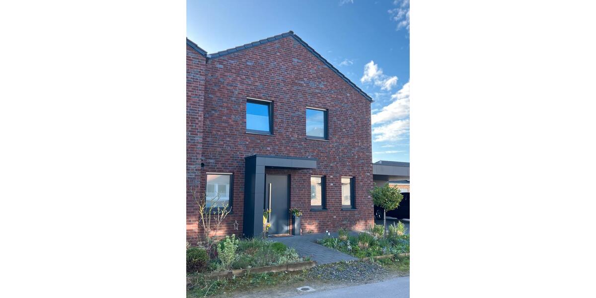 Doppelhaushälfte Salzbergen - 5 Zimmer, 125 m&sup2;, 1.400&euro; | Angebot:26241991