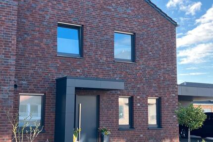 Haus Salzbergen - 5 Zimmer, 125 m&sup2;, 1.400&euro; | Angebot:26241991