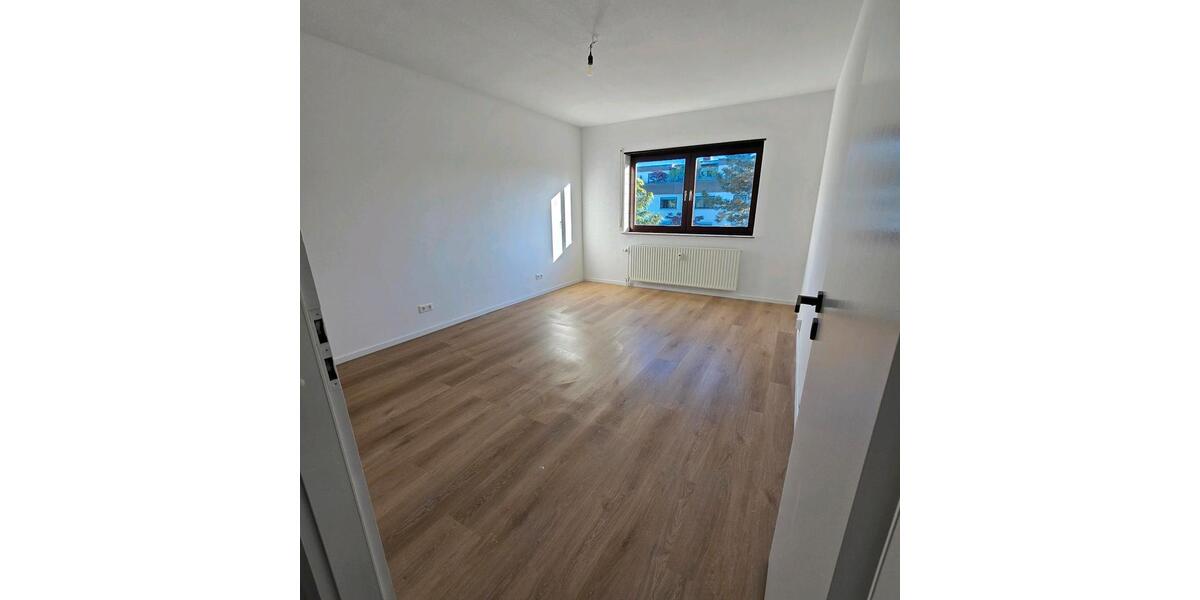 Etagenwohnung Mannheim Käfertal - 2 Zimmer, 73 m&sup2;, 950&euro; | Angebot:26675121