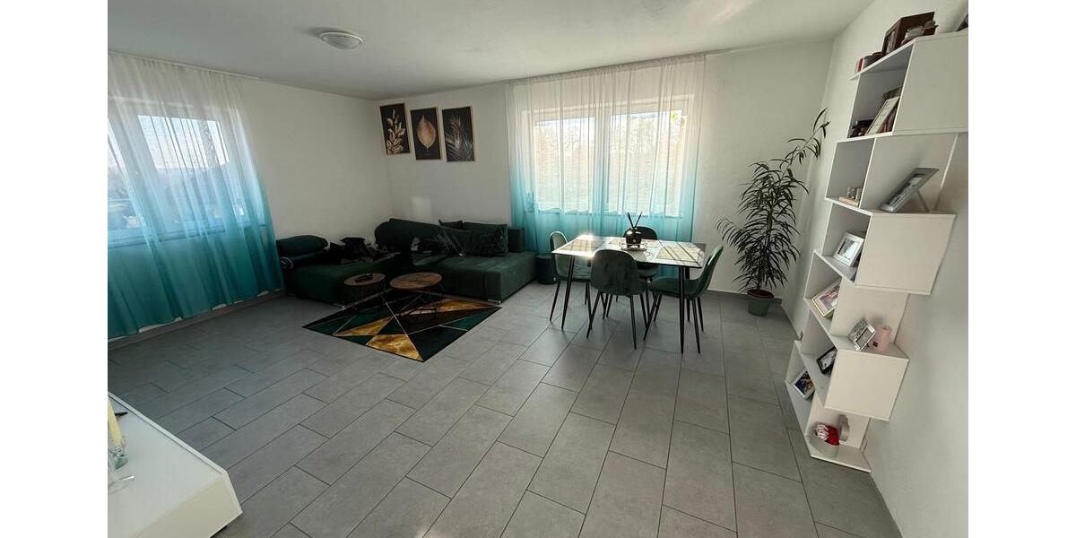 Etagenwohnung Dombühl - 4 Zimmer, 130 m&sup2;, 1.100&euro; | Angebot:26024623