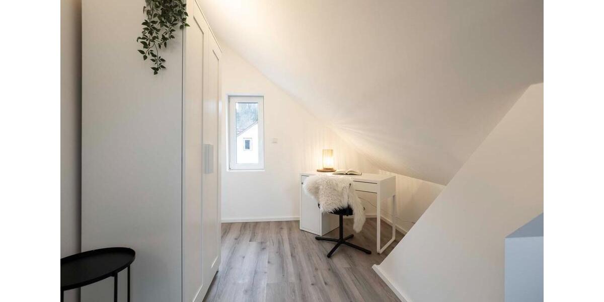 Dachgeschoßwohnung Tuttlingen - 1 Zimmer, 45 m&sup2;, 800&euro; | Angebot:26476611