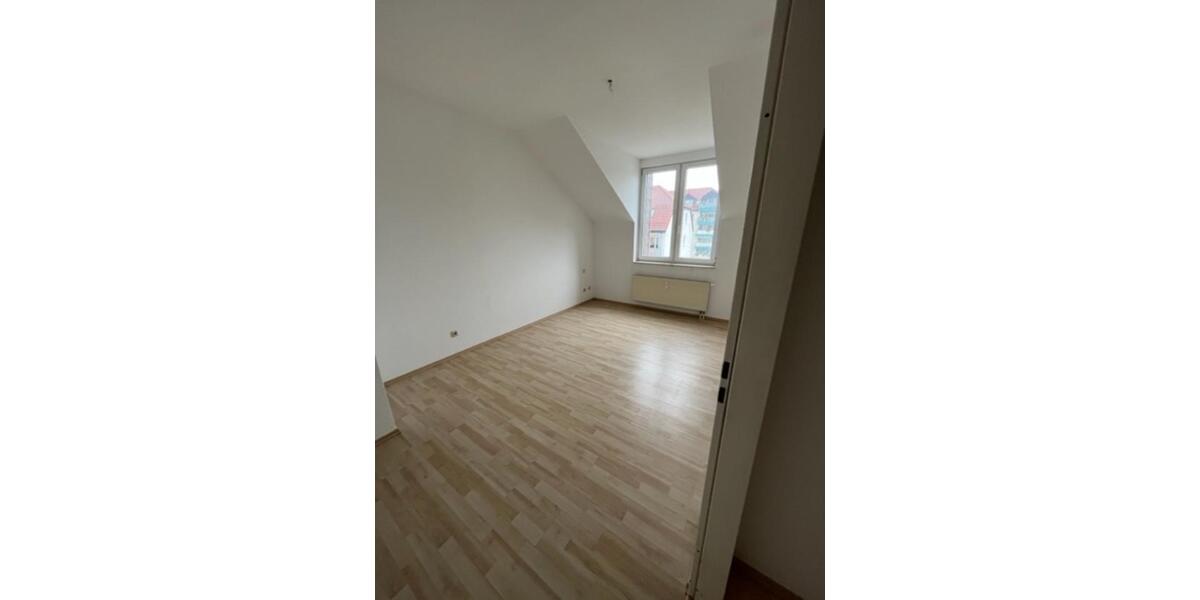 Dachgeschoßwohnung Freiberg - 2 Zimmer, 59 m&sup2;, 295&euro; | Angebot:23907864
