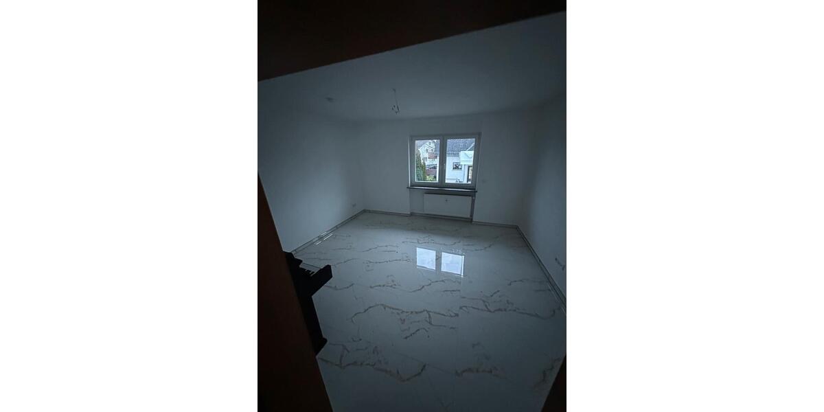 Etagenwohnung Limburg an der Lahn - 5 Zimmer, 120 m&sup2;, 1.450&euro; | Angebot:25104462