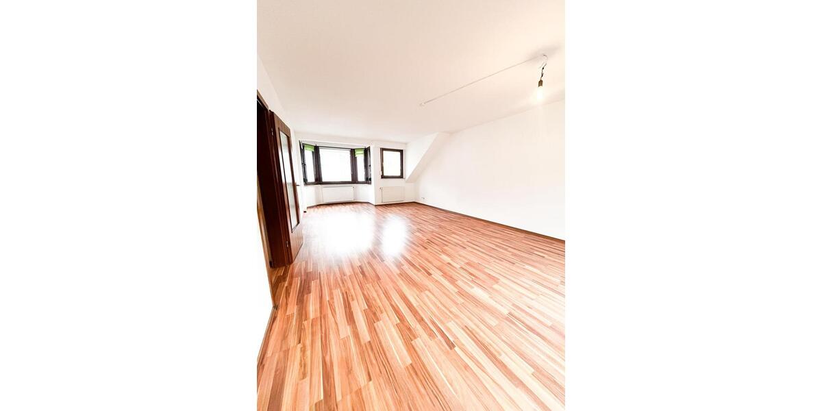 Dachgeschoßwohnung Koblenz - 2 Zimmer, 68 m&sup2;, 675&euro; | Angebot:24183095