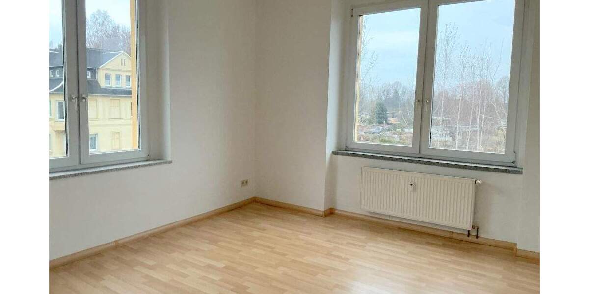 Etagenwohnung Limbach-Oberfrohna Oberfrohna - 2 Zimmer, 75 m&sup2;, 320&euro; | Angebot:25928876