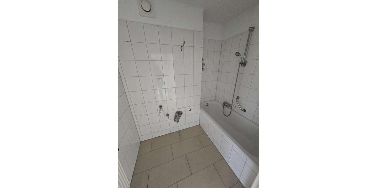 Etagenwohnung Köln Lindenthal - 3 Zimmer, 75 m&sup2;, 1.100&euro; | Angebot:26563521