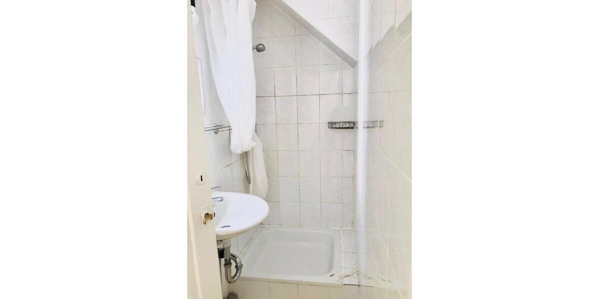 Wohnen auf Zeit Esslingen am Neckar - 1 Zimmer, 25 m&sup2;, 325&euro; | Angebot:23313524
