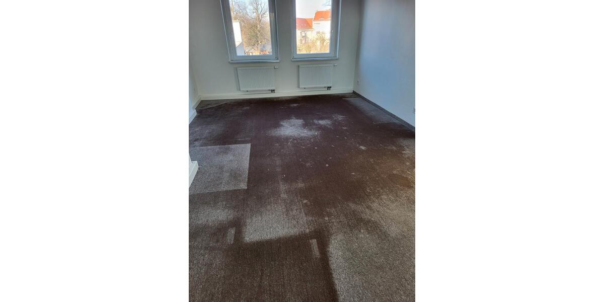 Dachgeschoßwohnung Radeberg - 3 Zimmer, 78 m&sup2;, 470&euro; | Angebot:26635777