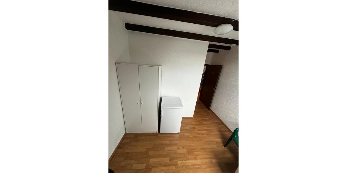 Etagenwohnung March - 1 Zimmer, 11 m&sup2;, 650&euro; | Angebot:26463455