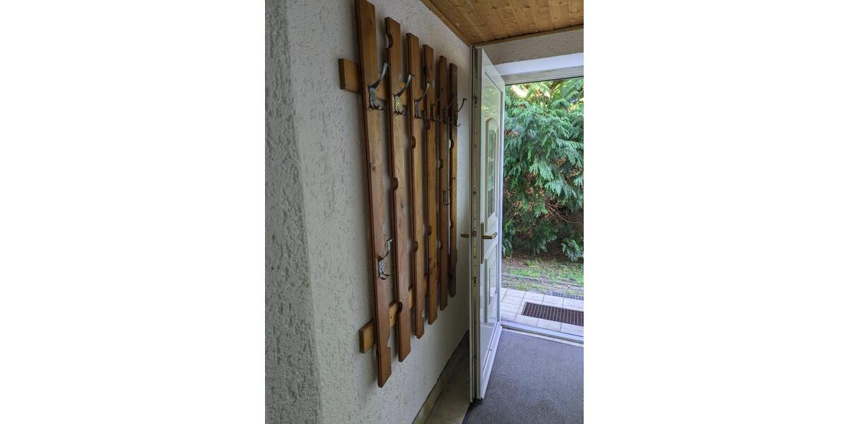 1 Zimmer möbliert mit Dusche und eigenem Zugang zu vermieten 1 zimmer