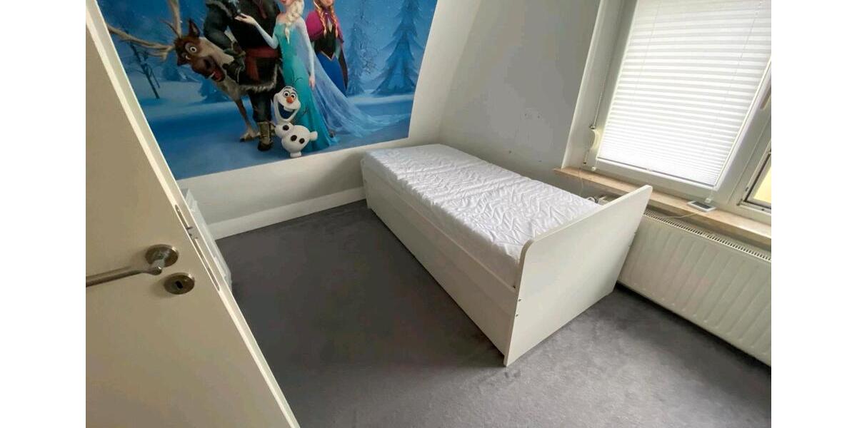 Doppelhaushälfte Nauen - 6 Zimmer, 100 m&sup2;, 2.000&euro; | Angebot:26194035
