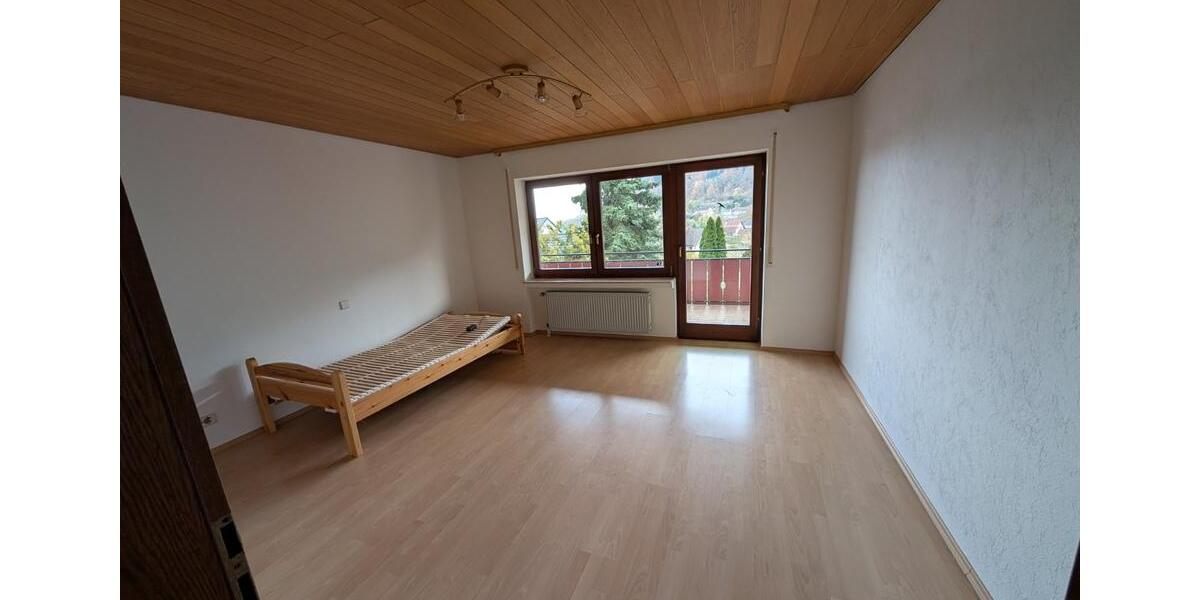 Großzügige 6-Zimmer-Wohnung in Bopfingen-Aufhausen zimmer