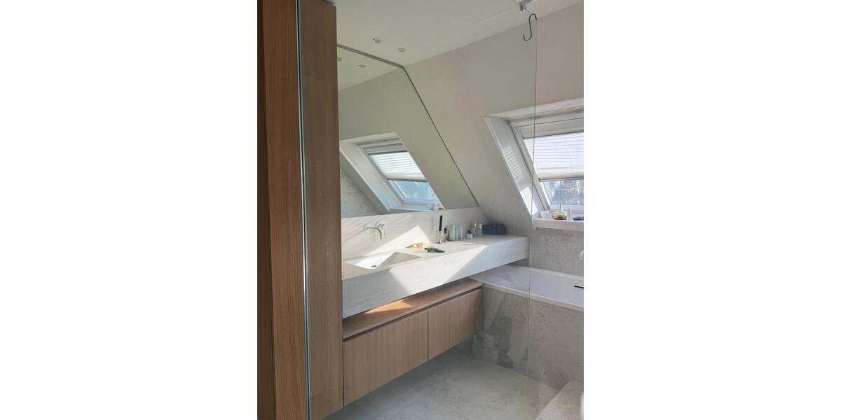 Dachgeschoßwohnung Köln Innenstadt - 2 Zimmer, 120 m&sup2;, 2.450&euro; | Angebot:25854683