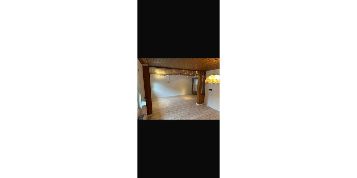 Etagenwohnung Zell im Wiesental - 3 Zimmer, 106 m&sup2;, 800&euro; | Angebot:26464822