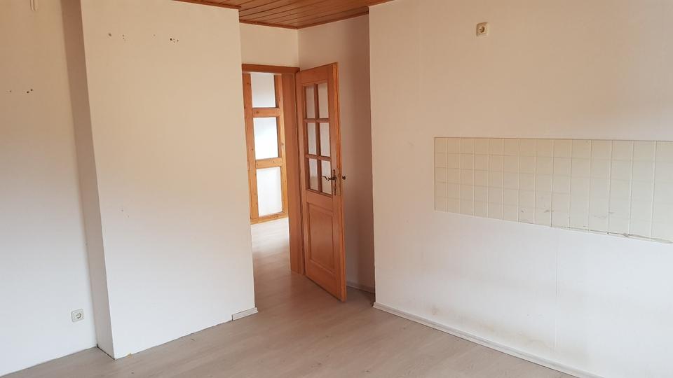 Dachgeschoßwohnung Hünfeld - 4 Zimmer, 105 m&sup2;, 660&euro; | Angebot:24974498