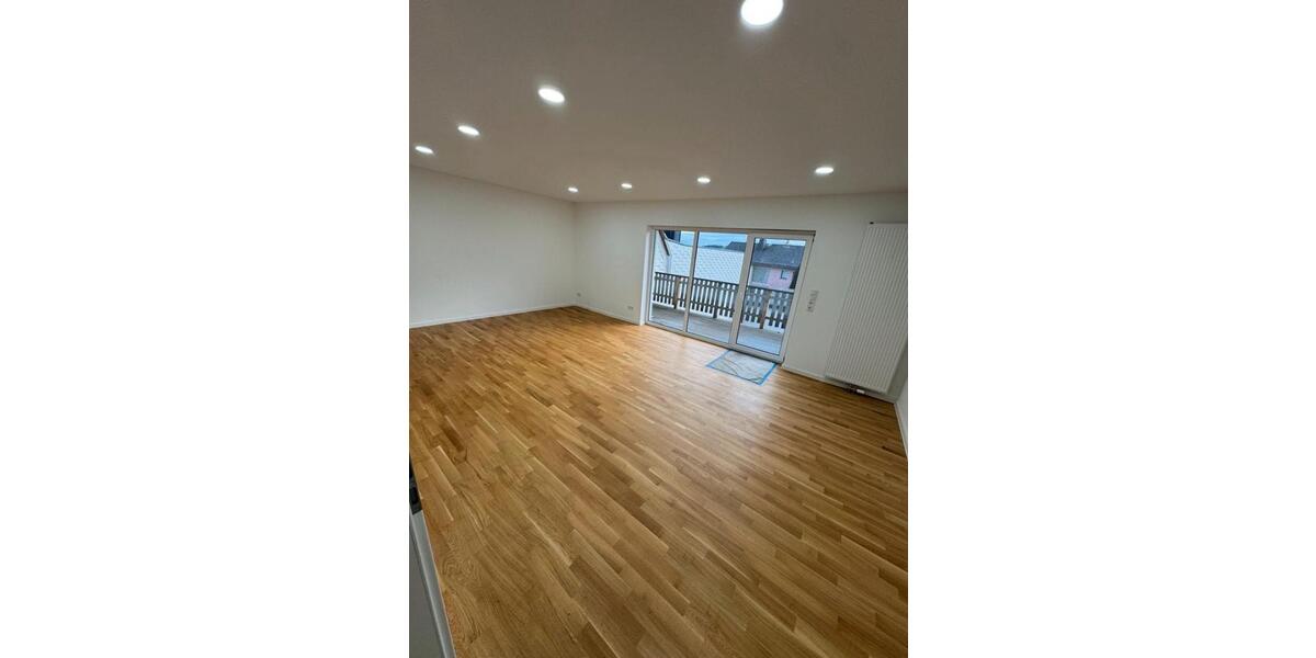 Etagenwohnung Merenberg - 4 Zimmer, 106 m&sup2;, 1.050&euro; | Angebot:26612043