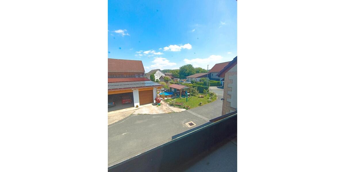 Dachgeschoßwohnung Heiligenstadt in Oberfranken - 2.5 Zimmer, 70 m&sup2;, 475&euro; | Angebot:25403434