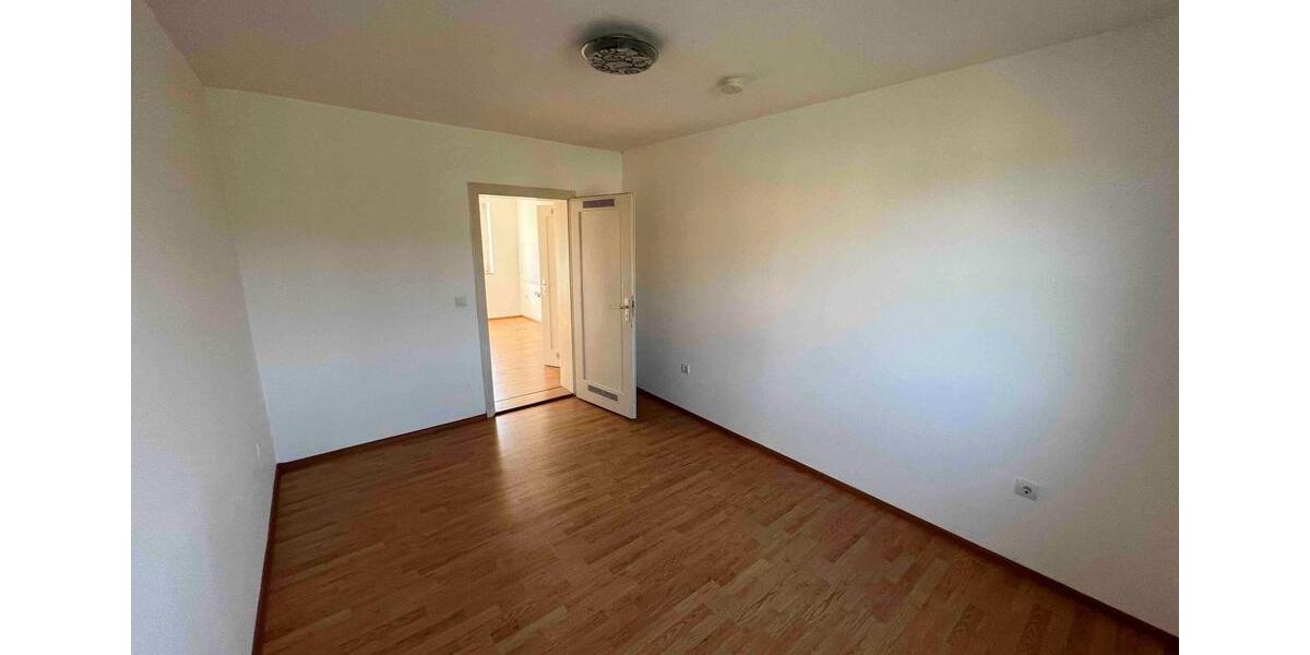 Erdgeschoßwohnung Wanfried - 2 Zimmer, 52 m&sup2;, 300&euro; | Angebot:25271963
