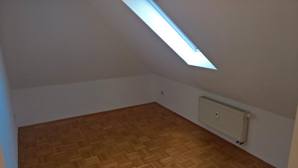 Dachgeschoßwohnung Laufach - 3 Zimmer, 60 m&sup2;, 500&euro; | Angebot:26496174