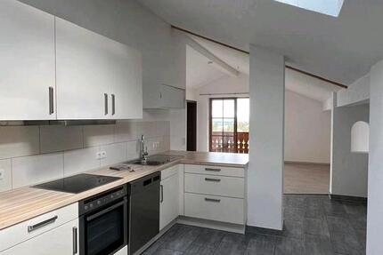 Wunderschöne 2 Zimmer Wohnung in ruhiger Lage zimmer