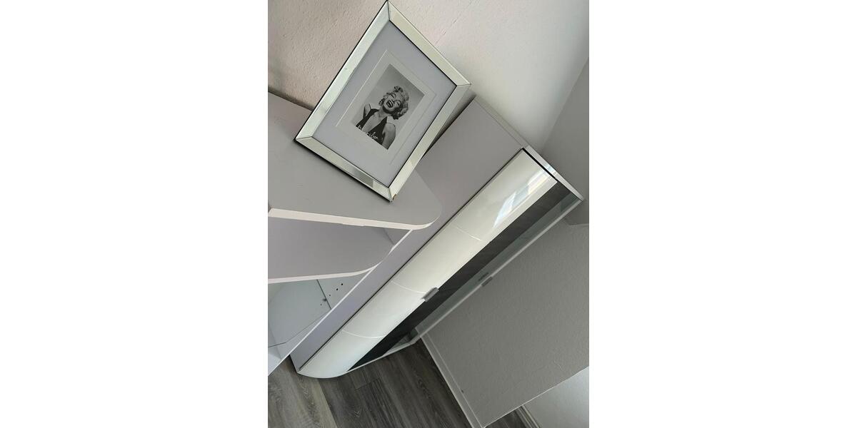 Wohnen auf Zeit Papenburg - 8 Zimmer, 240 m&sup2;, 15&euro; | Angebot:16828874