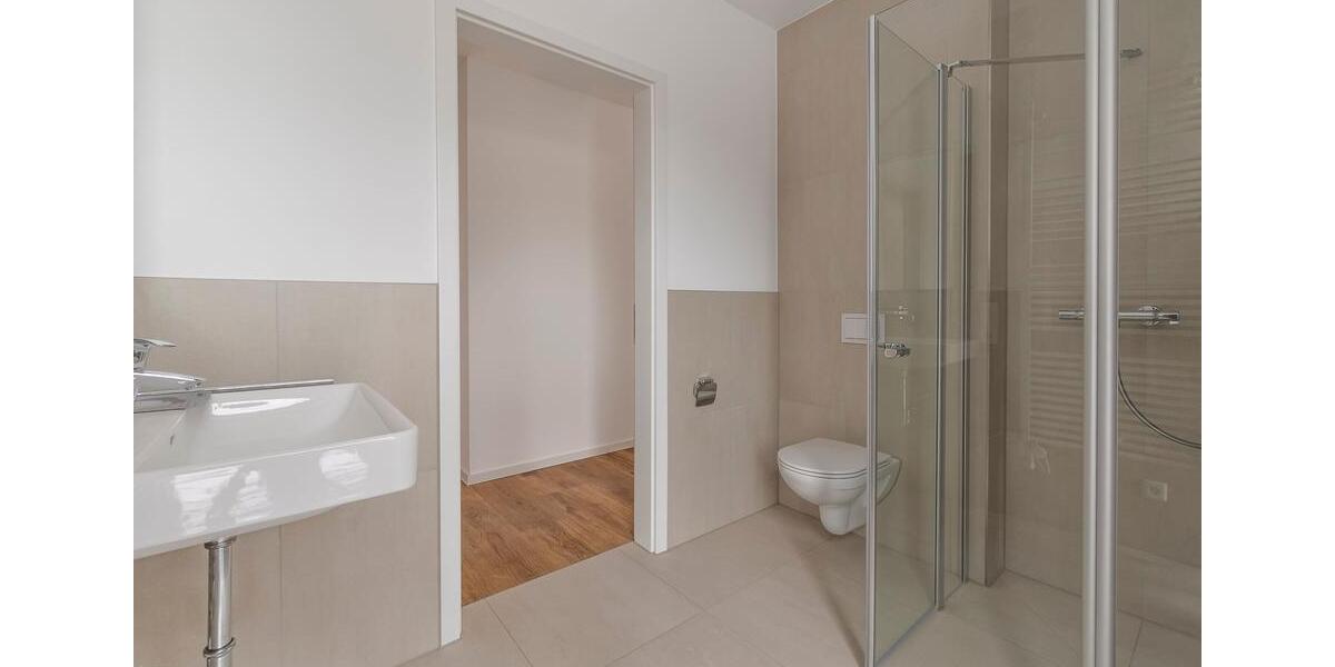 Erdgeschoßwohnung Oldenburg Bloherfelde - 2 Zimmer, 67 m&sup2;, 990&euro; | Angebot:24676306