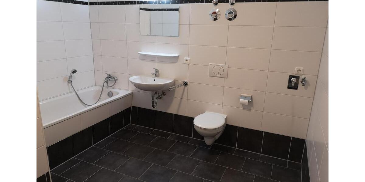 Hochparterre Ulm - 1 Zimmer, 55 m&sup2;, 395&euro; | Angebot:26367564