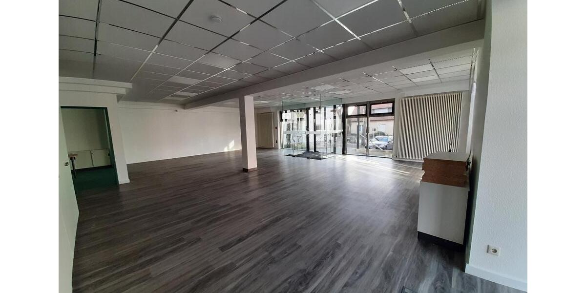 Gewerbeobjekt Versmold - 900&euro; | Angebot:25906685