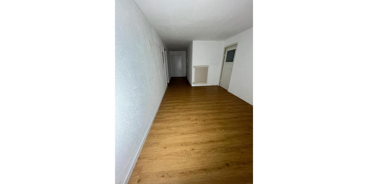 2 Zimmer Wohnung ! Frisch Saniert ! 2 zimmer