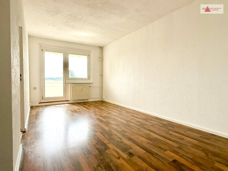 Balkonwohnung - 3-Raum - Geyer - ruhige, zentrumsnahe Lage am Waldrand! 3 zimmer