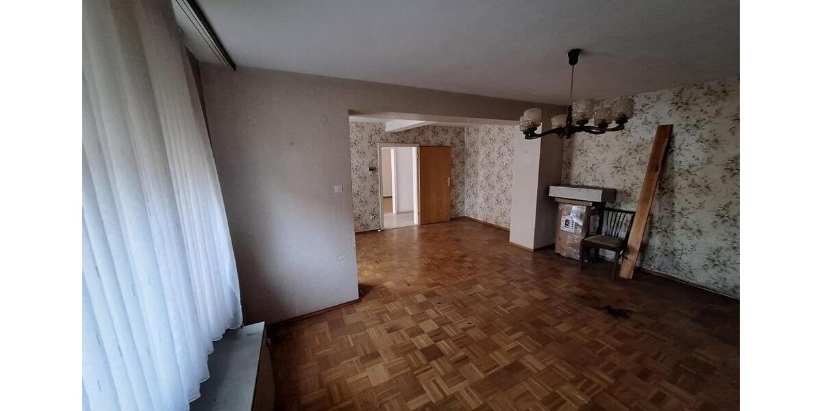 Mietkauf- 9 Jahre Lz. zum selber renovieren Besichtig.24.1.26 8 zimmer