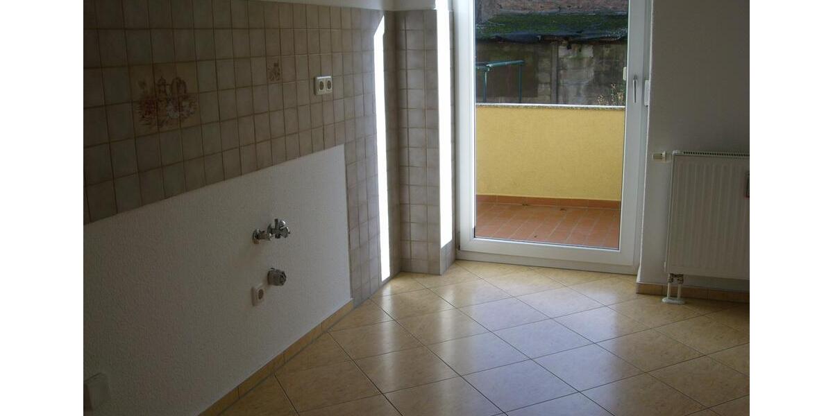 Etagenwohnung Magdeburg Leipziger Straße - 3 Zimmer, 77 m&sup2;, 484&euro; | Angebot:26300200