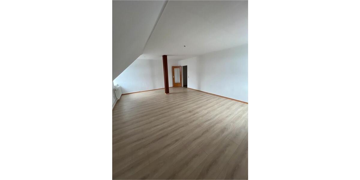 Etagenwohnung Erfde - 2 Zimmer, 90 m&sup2;, 750&euro; | Angebot:25822354